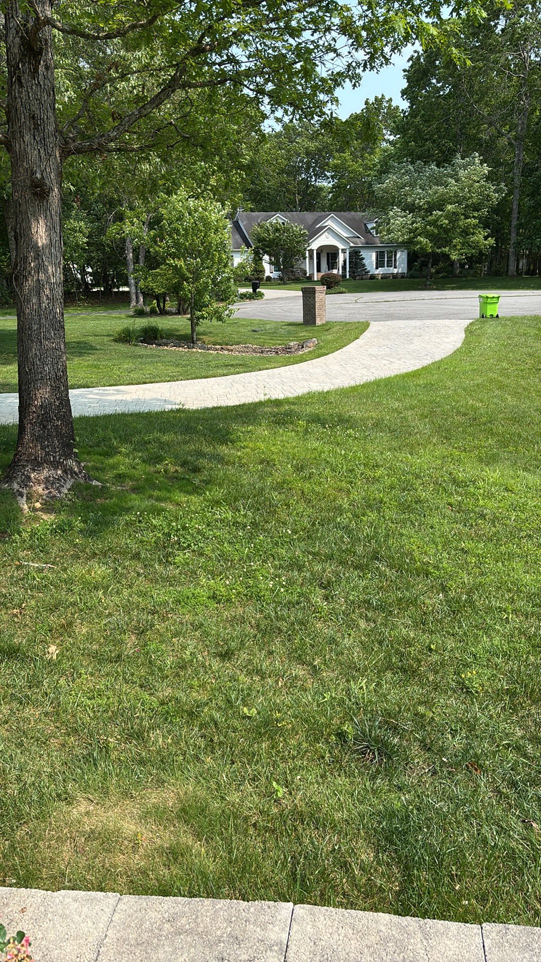 A clean driveway
